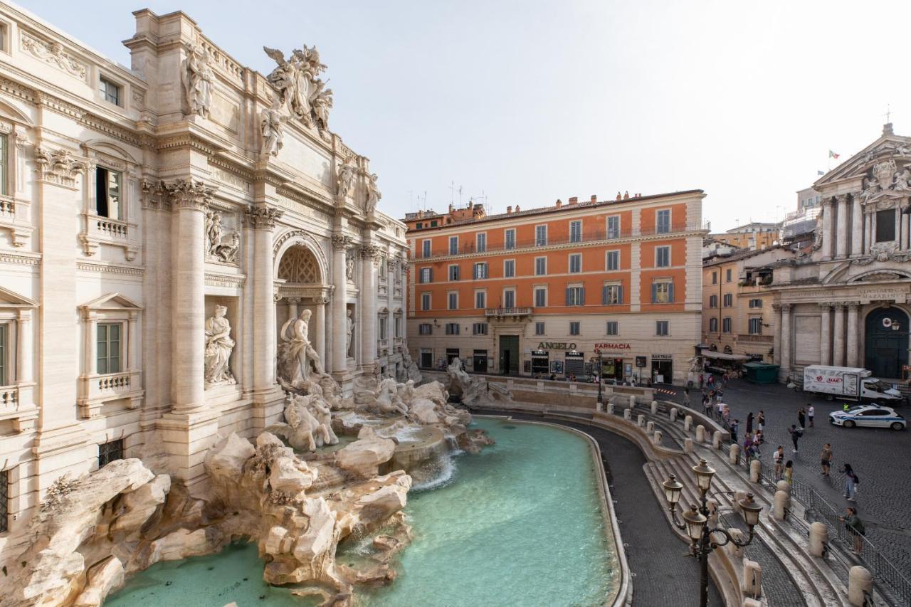 Iflat Trevi Fountain At Your Feet Рим Экстерьер фото